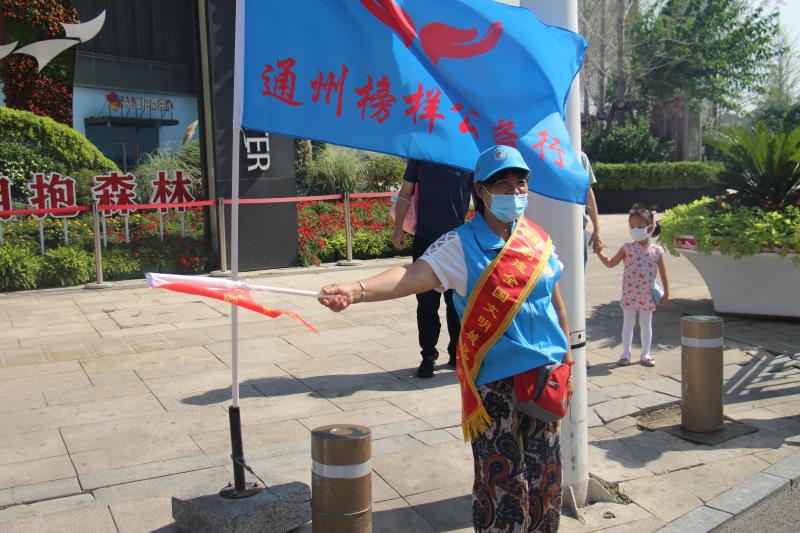 <strong>我要看欧美小逼</strong>